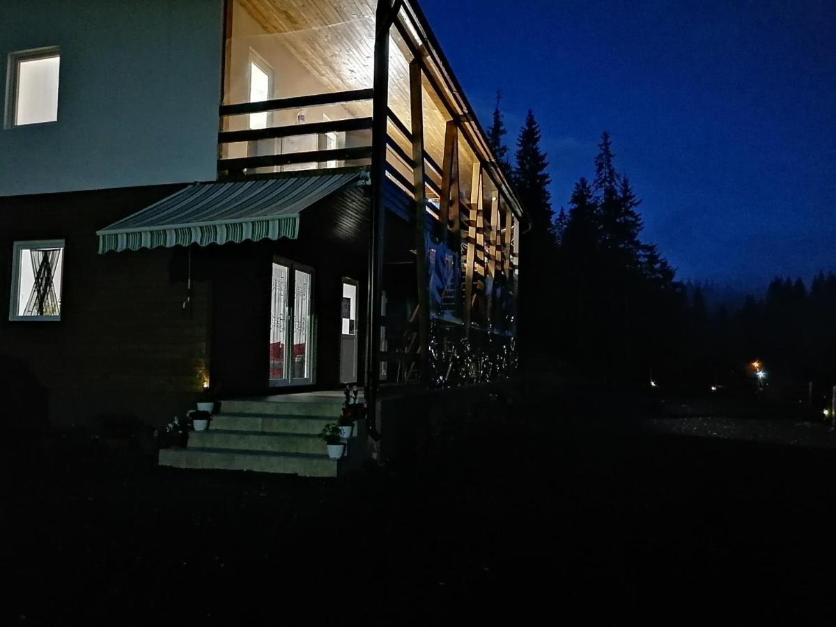 Pensiunea Izabel Lacu Rosu Esterno foto